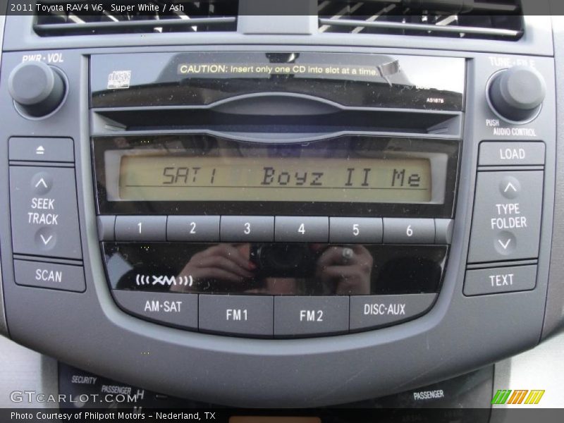 Super White / Ash 2011 Toyota RAV4 V6
