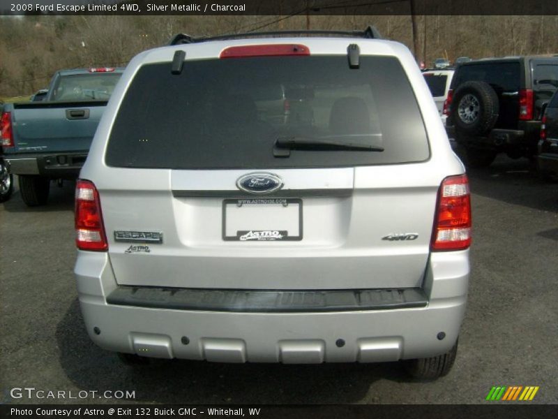 Silver Metallic / Charcoal 2008 Ford Escape Limited 4WD