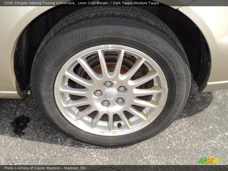 Linen Gold Metallic / Dark Taupe/Medium Taupe 2005 Chrysler Sebring Touring Convertible