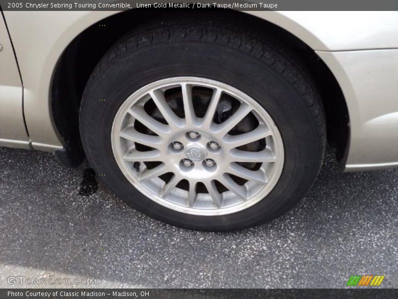 Linen Gold Metallic / Dark Taupe/Medium Taupe 2005 Chrysler Sebring Touring Convertible