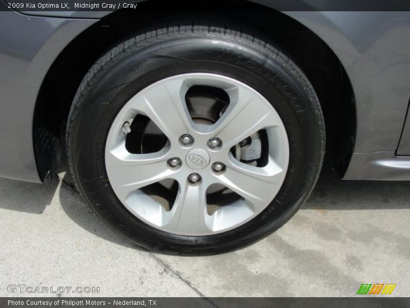  2009 Optima LX Wheel