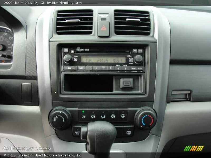 Controls of 2009 CR-V LX