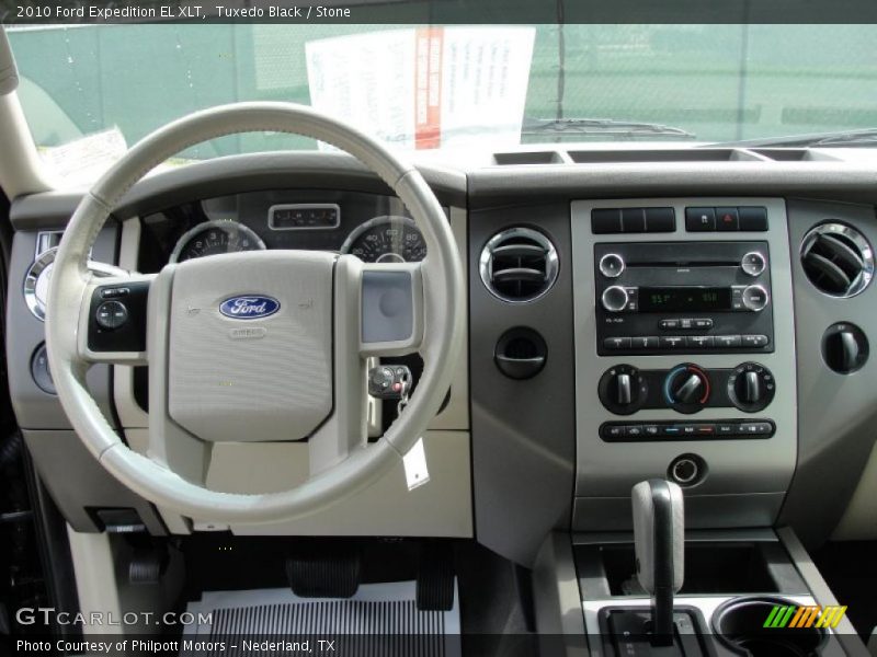 Dashboard of 2010 Expedition EL XLT