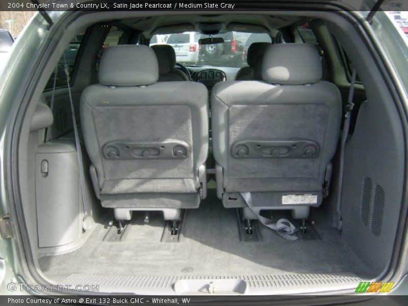  2004 Town & Country LX Trunk