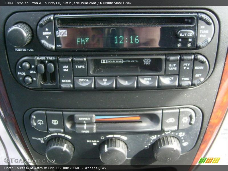 Controls of 2004 Town & Country LX