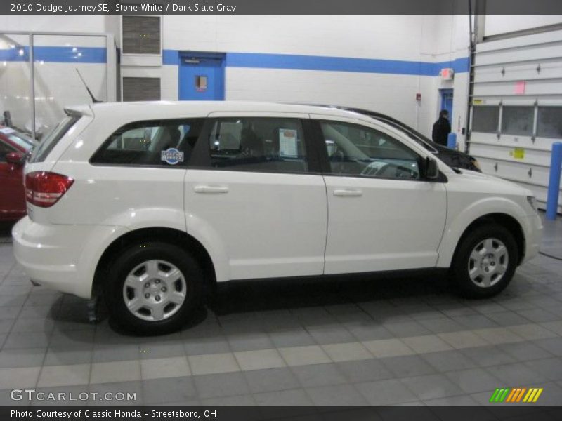 Stone White / Dark Slate Gray 2010 Dodge Journey SE