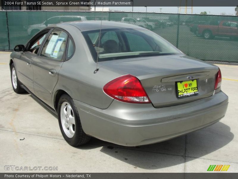 Spruce Green Metallic / Medium Parchment 2004 Ford Taurus SE Sedan