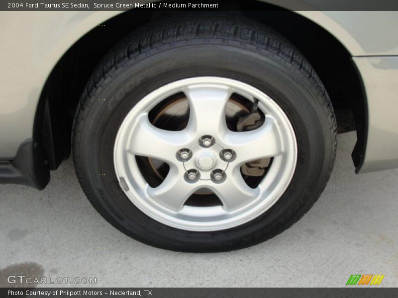 Spruce Green Metallic / Medium Parchment 2004 Ford Taurus SE Sedan