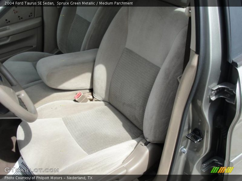 Spruce Green Metallic / Medium Parchment 2004 Ford Taurus SE Sedan