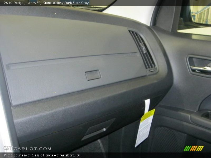 Stone White / Dark Slate Gray 2010 Dodge Journey SE