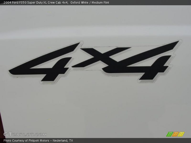 Oxford White / Medium Flint 2004 Ford F350 Super Duty XL Crew Cab 4x4