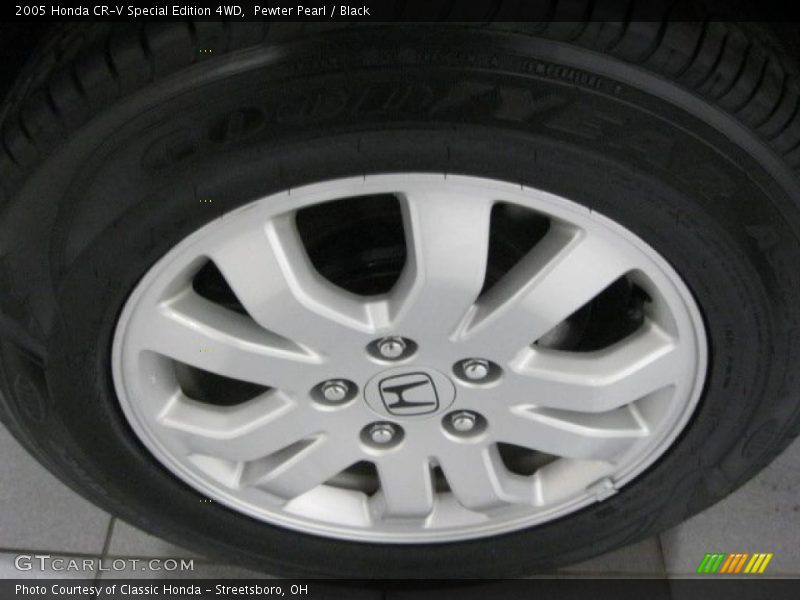 Pewter Pearl / Black 2005 Honda CR-V Special Edition 4WD