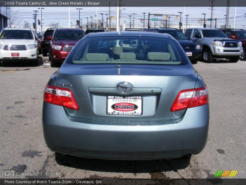 Aloe Green Metallic / Bisque 2009 Toyota Camry LE
