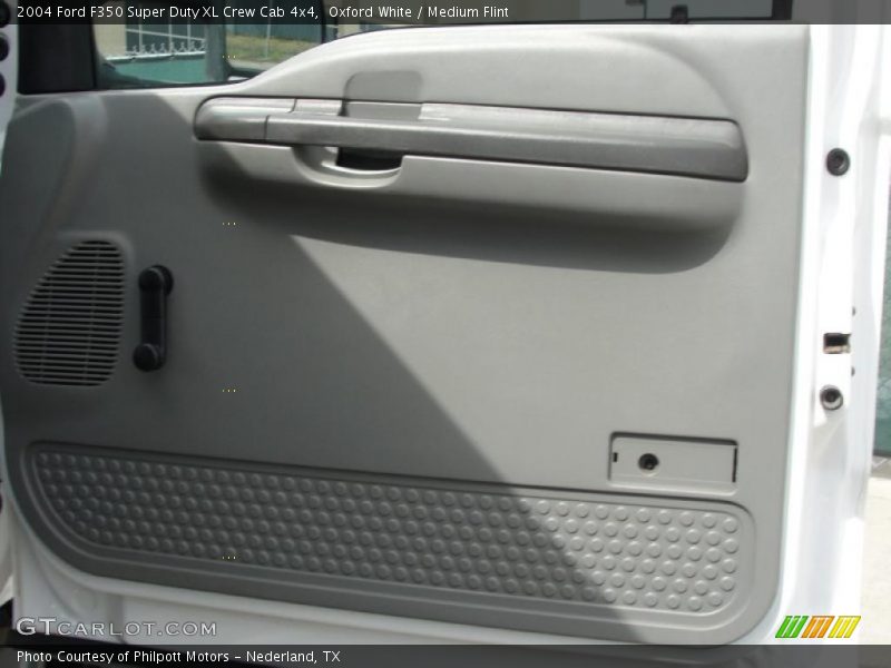 Oxford White / Medium Flint 2004 Ford F350 Super Duty XL Crew Cab 4x4