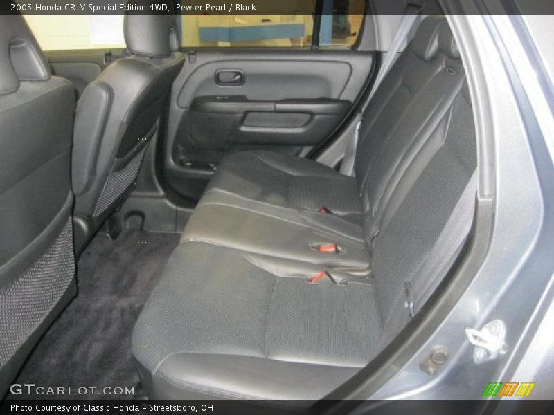 Pewter Pearl / Black 2005 Honda CR-V Special Edition 4WD