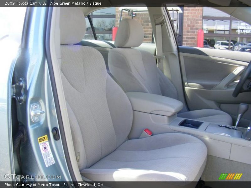 Aloe Green Metallic / Bisque 2009 Toyota Camry LE