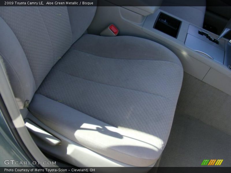 Aloe Green Metallic / Bisque 2009 Toyota Camry LE