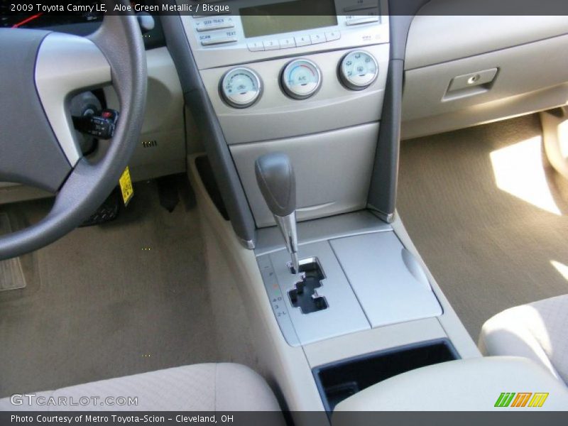 Aloe Green Metallic / Bisque 2009 Toyota Camry LE