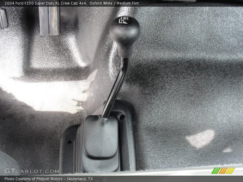 Oxford White / Medium Flint 2004 Ford F350 Super Duty XL Crew Cab 4x4