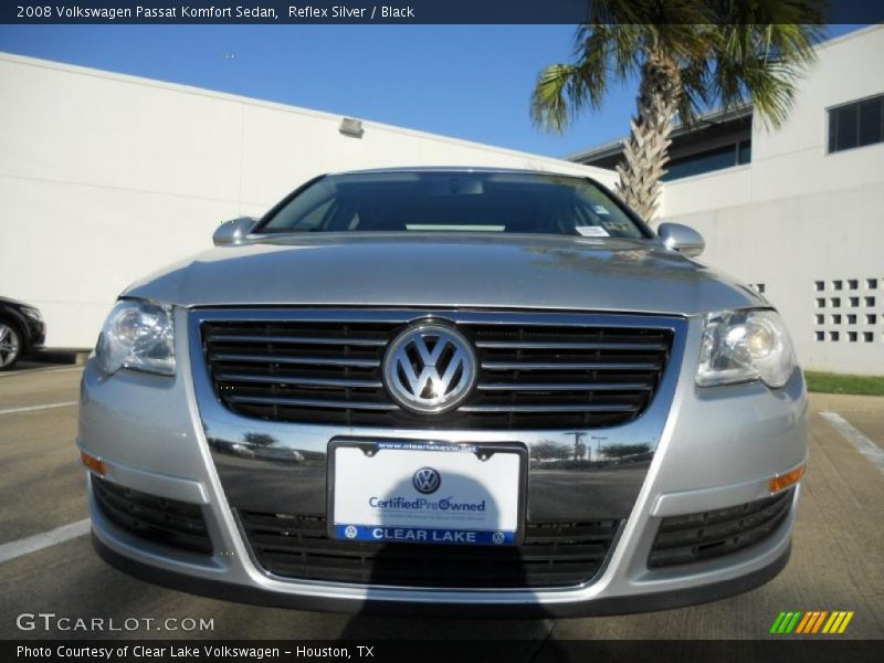 Reflex Silver / Black 2008 Volkswagen Passat Komfort Sedan