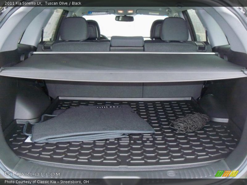  2011 Sorento LX Trunk