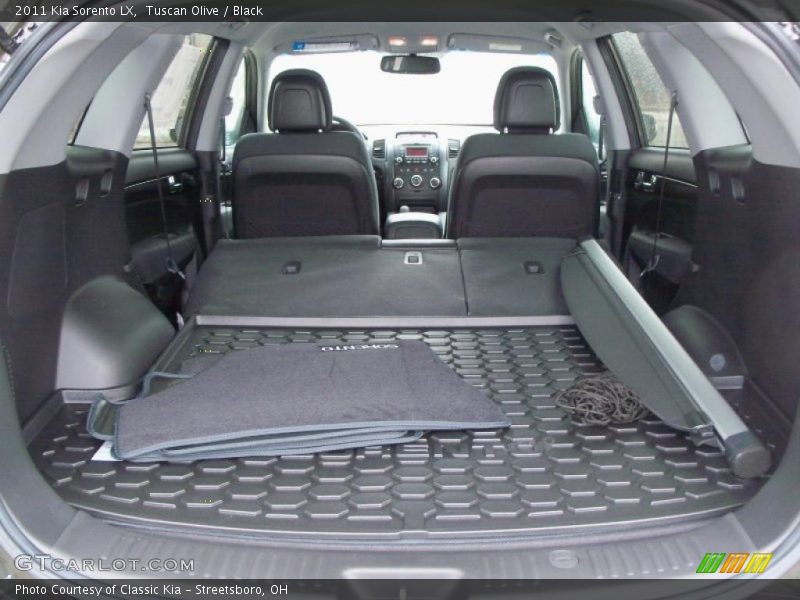  2011 Sorento LX Trunk