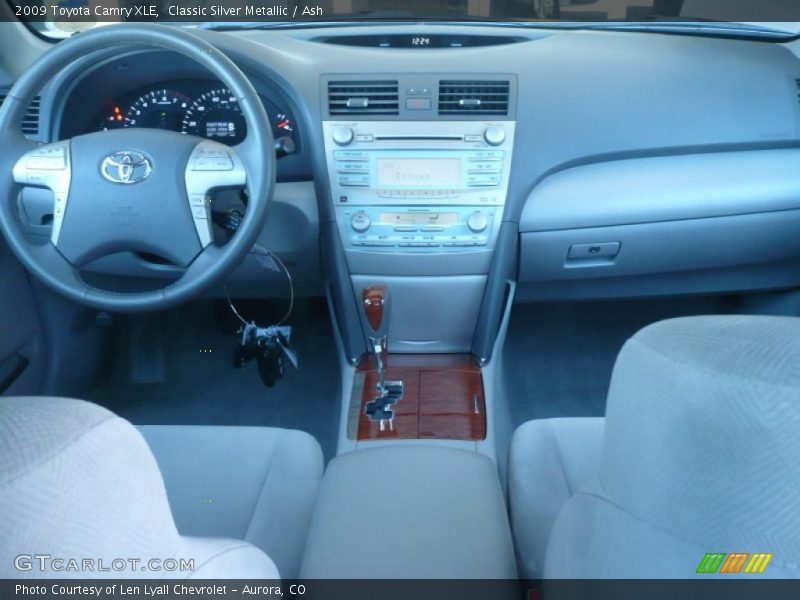 Classic Silver Metallic / Ash 2009 Toyota Camry XLE