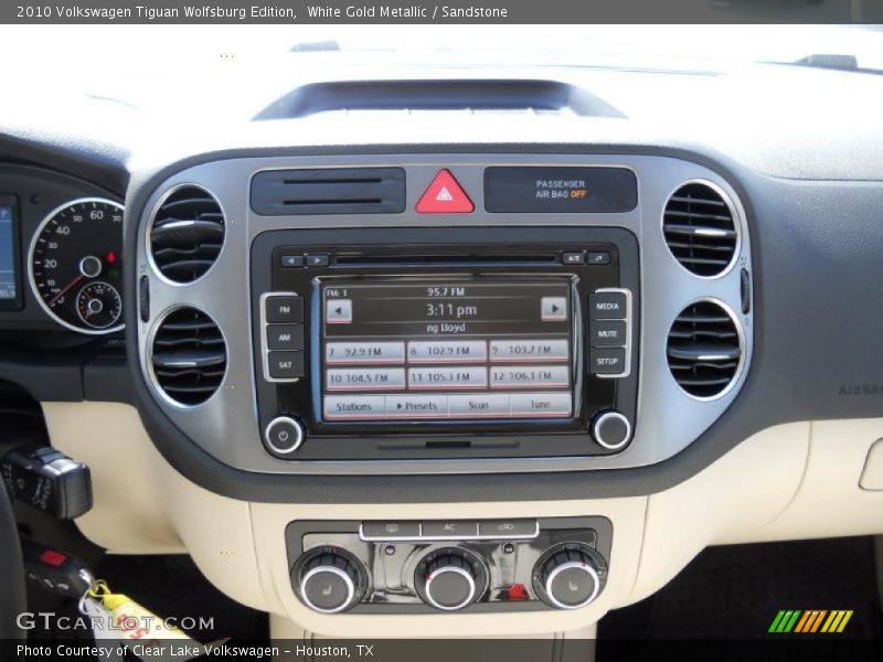 White Gold Metallic / Sandstone 2010 Volkswagen Tiguan Wolfsburg Edition