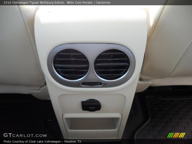 White Gold Metallic / Sandstone 2010 Volkswagen Tiguan Wolfsburg Edition