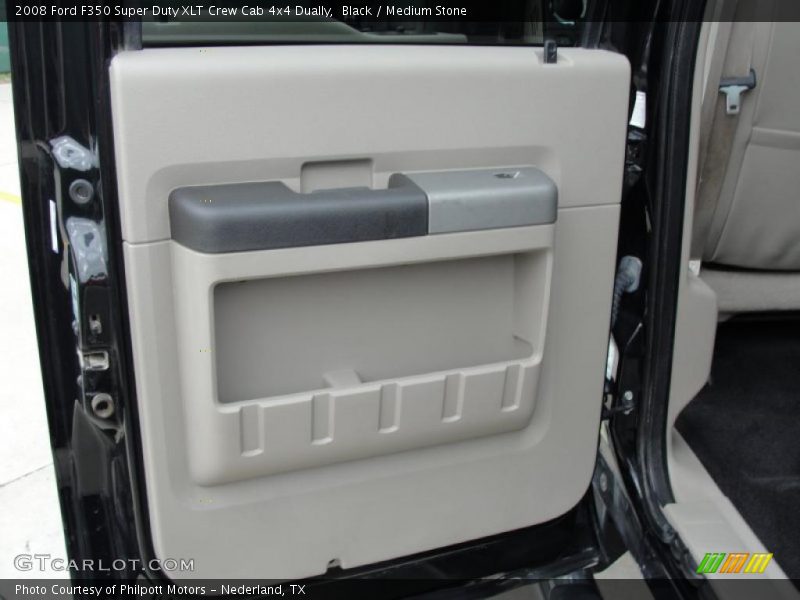 Door Panel of 2008 F350 Super Duty XLT Crew Cab 4x4 Dually