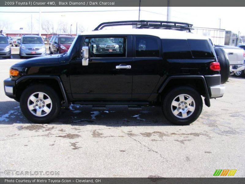 Black Diamond / Dark Charcoal 2009 Toyota FJ Cruiser 4WD