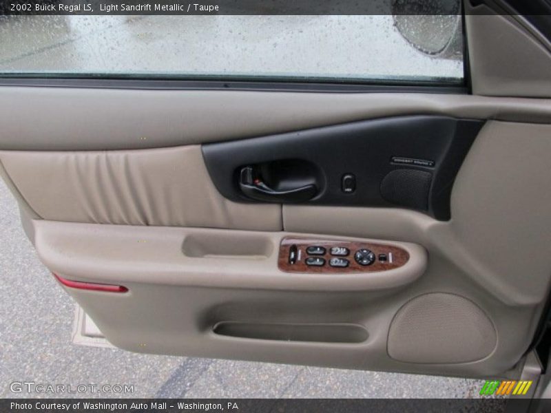 Door Panel of 2002 Regal LS