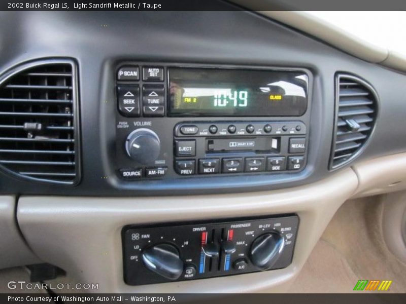 Controls of 2002 Regal LS