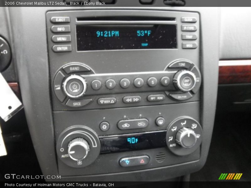 Controls of 2006 Malibu LTZ Sedan