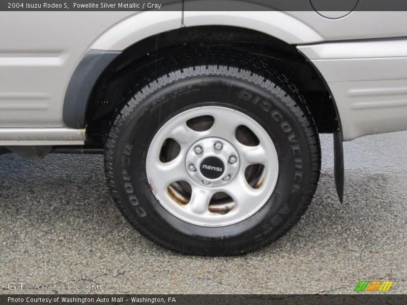 Powellite Silver Metallic / Gray 2004 Isuzu Rodeo S
