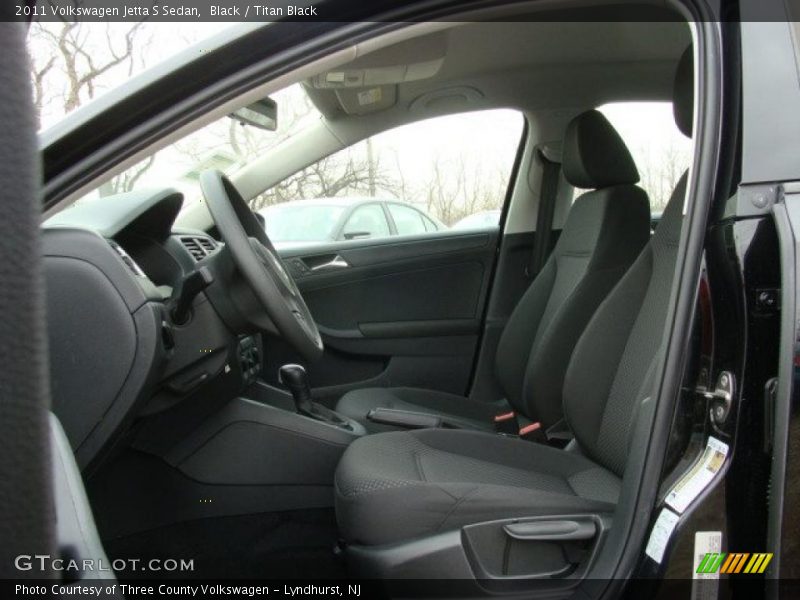 Black / Titan Black 2011 Volkswagen Jetta S Sedan