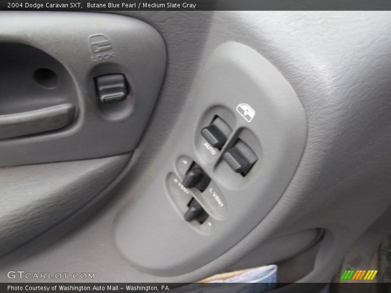 Controls of 2004 Caravan SXT