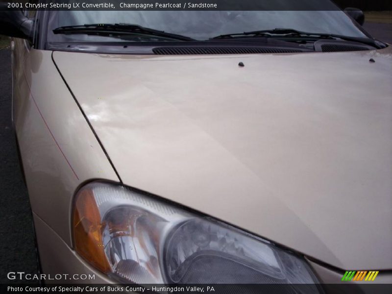 Champagne Pearlcoat / Sandstone 2001 Chrysler Sebring LX Convertible
