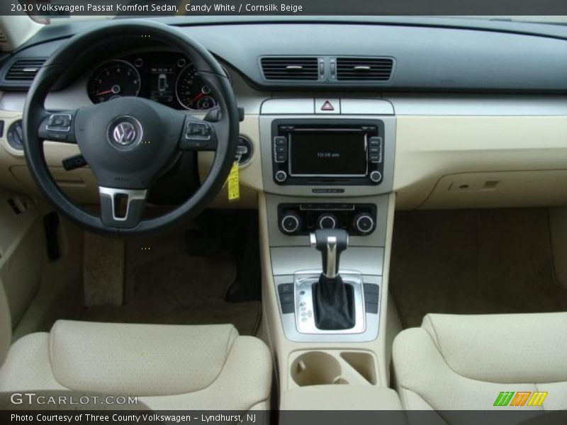 Dashboard of 2010 Passat Komfort Sedan