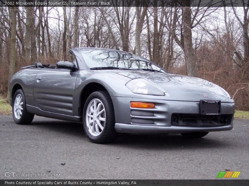 Front 3/4 View of 2002 Eclipse Spyder GS