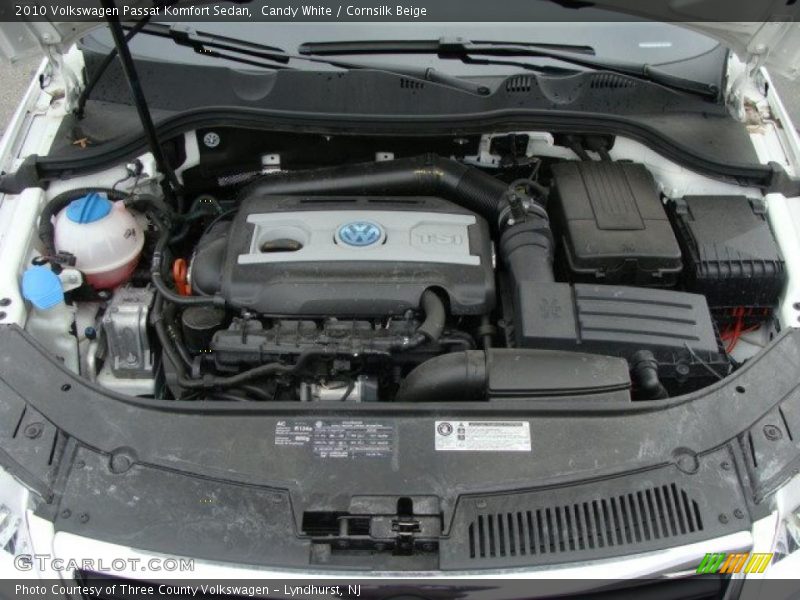  2010 Passat Komfort Sedan Engine - 2.0 Liter FSI Turbocharged DOHC 16-Valve 4 Cylinder