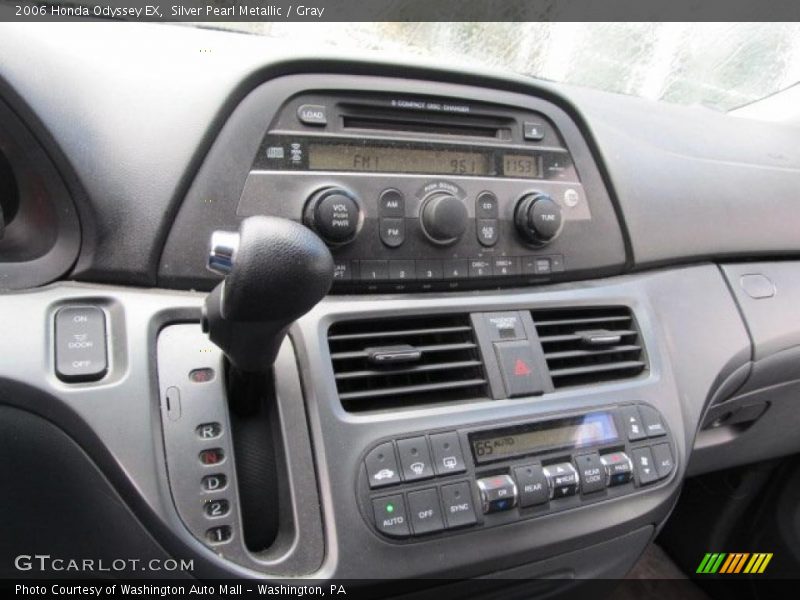 Silver Pearl Metallic / Gray 2006 Honda Odyssey EX