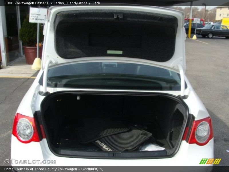 Candy White / Black 2008 Volkswagen Passat Lux Sedan