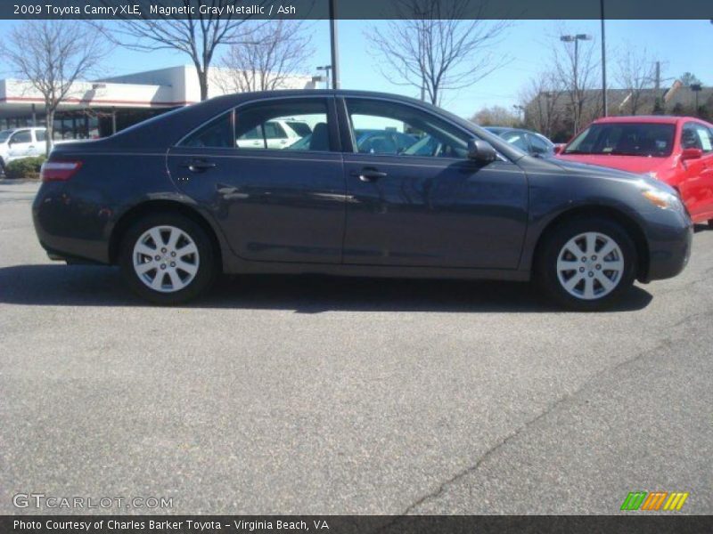 Magnetic Gray Metallic / Ash 2009 Toyota Camry XLE