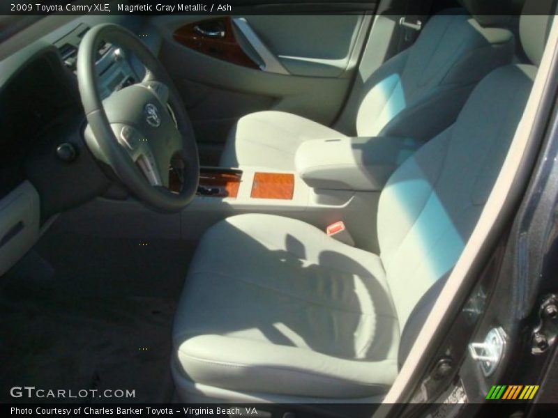 Magnetic Gray Metallic / Ash 2009 Toyota Camry XLE