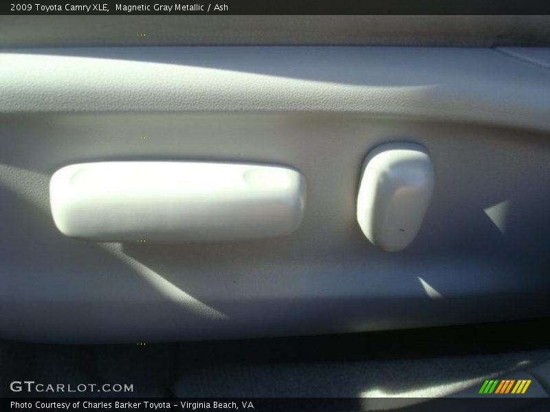 Magnetic Gray Metallic / Ash 2009 Toyota Camry XLE