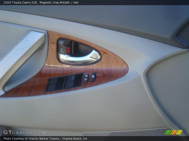 Magnetic Gray Metallic / Ash 2009 Toyota Camry XLE