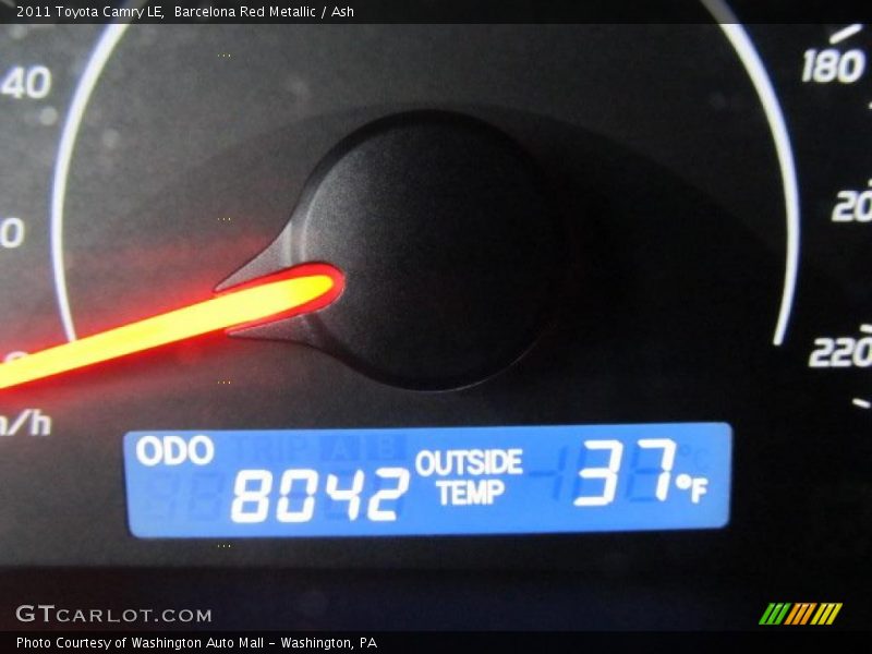 Barcelona Red Metallic / Ash 2011 Toyota Camry LE