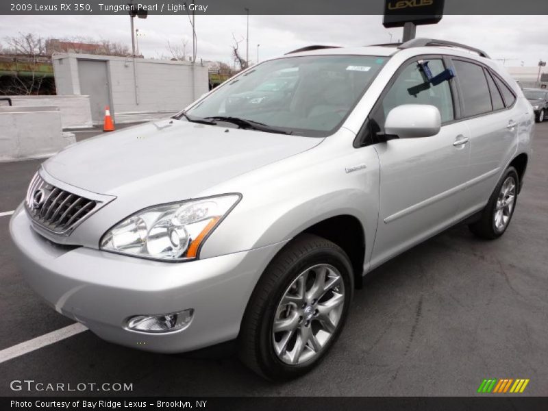 Front 3/4 View of 2009 RX 350