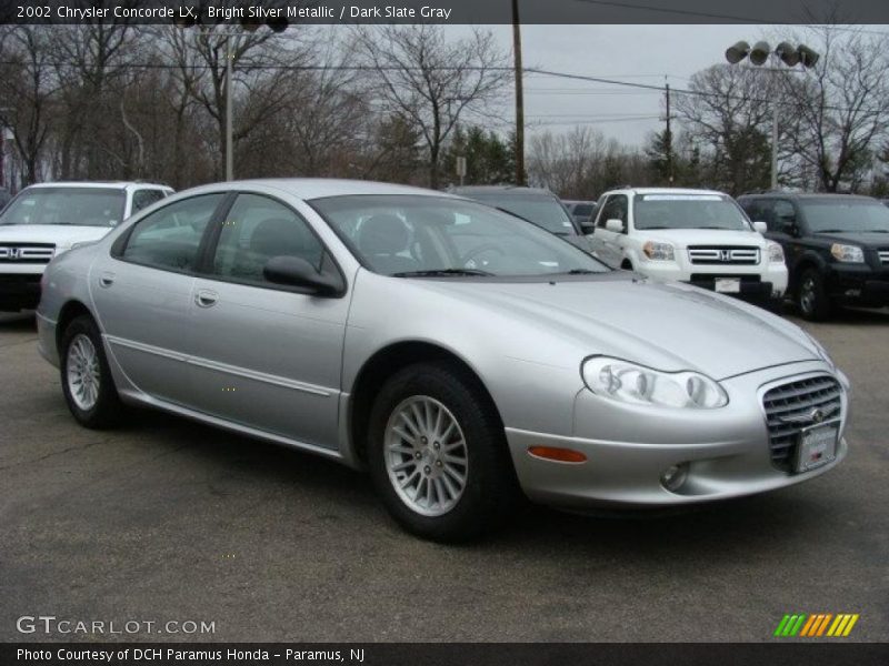 Front 3/4 View of 2002 Concorde LX